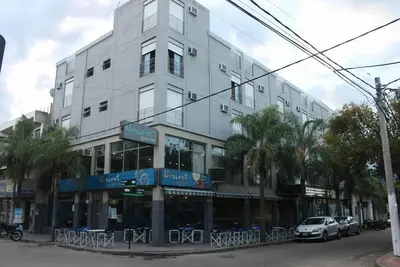 VINCENT APART HOTEL